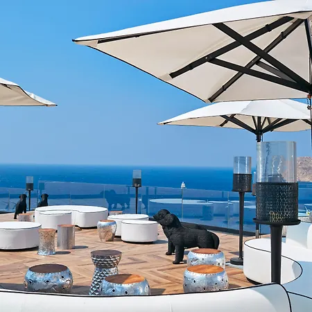 Station touristique Royal Myconian - Leading Of The World