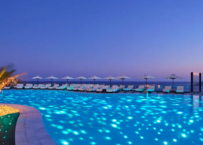 Royal Myconian - Leading Of The World Resort 5*