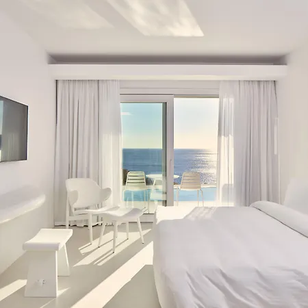 Royal Myconian - Leading Of The World 5* Elia (Mykonos)