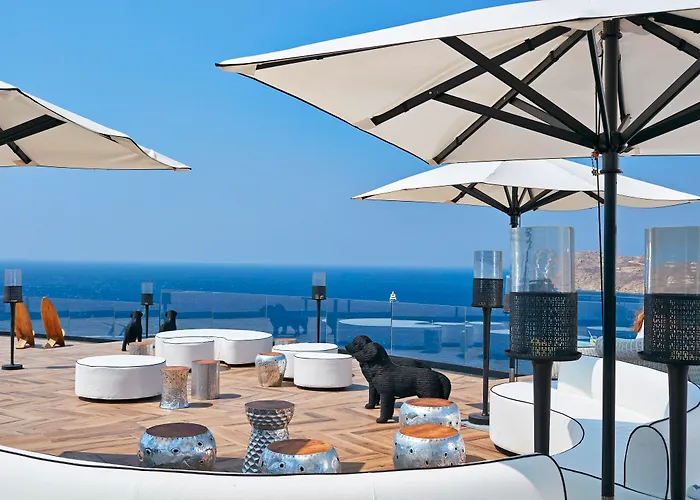 אתר נופש Royal Myconian - Leading Of The World