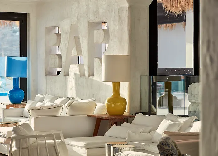 אתר נופש Royal Myconian - Leading Of The World