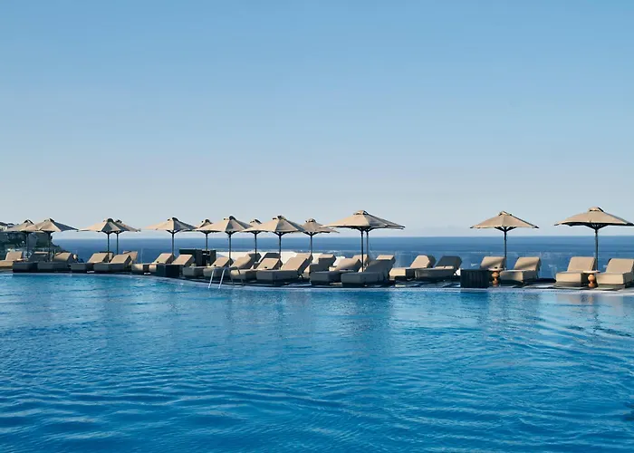 אתר נופש Royal Myconian - Leading Of The World 5*