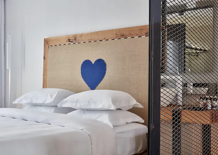 אתר נופש Royal Myconian - Leading Of The World