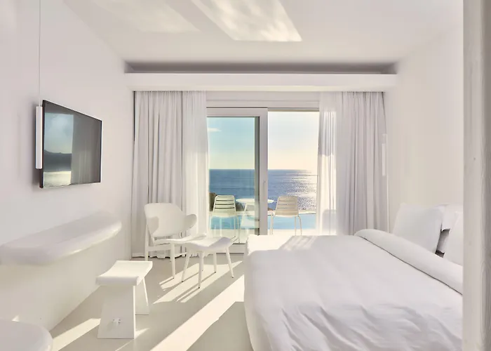 Royal Myconian - Leading Of The World 5* Elia (Mykonos)