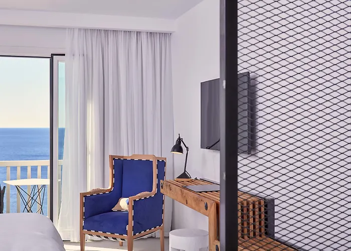 Royal Myconian - Leading Of The World אתר נופש Elia (Mykonos)