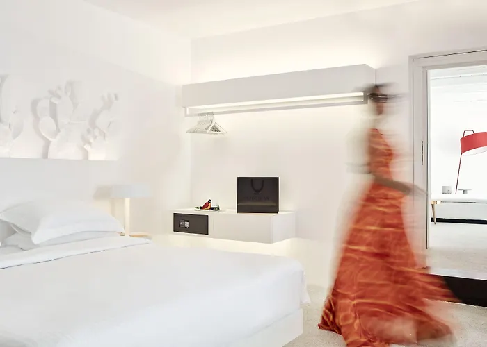 Royal Myconian - Leading Of The World אתר נופש