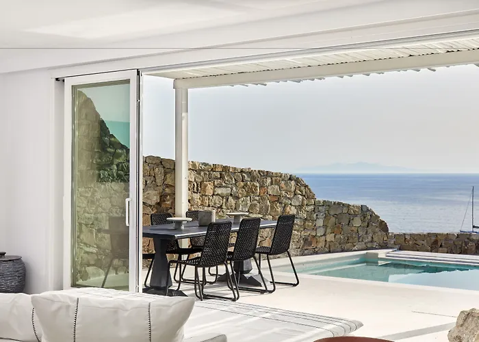 אתר נופש Royal Myconian - Leading Of The World