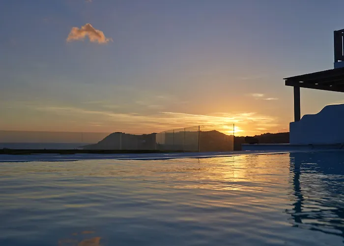 אתר נופש Royal Myconian - Leading Of The World 5*