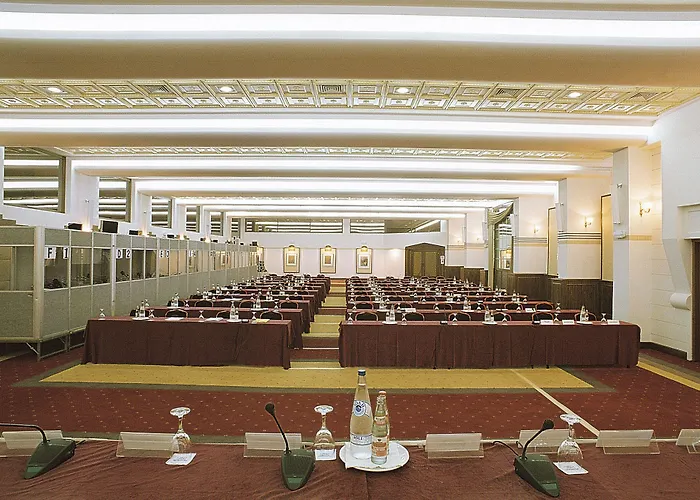 Royal Myconian - Leading Of The World אתר נופש