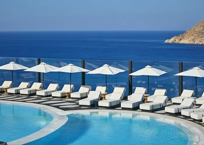 Royal Myconian - Leading Of The World אתר נופש Elia (Mykonos)