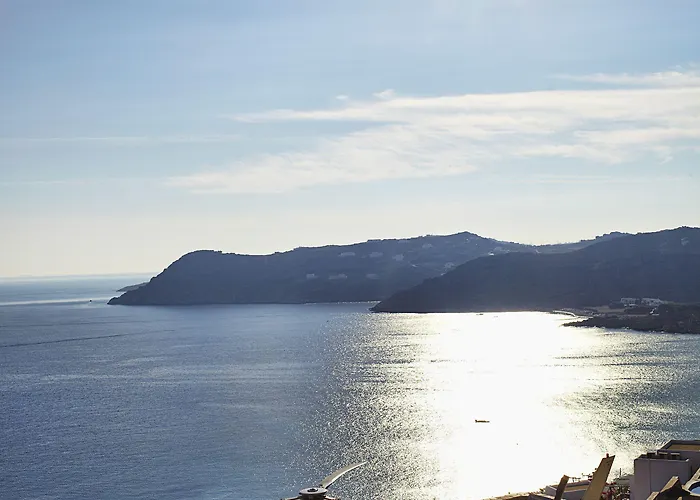 אתר נופש Royal Myconian - Leading Of The World