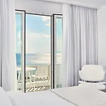 Resort Royal Myconian - Leading Of The World